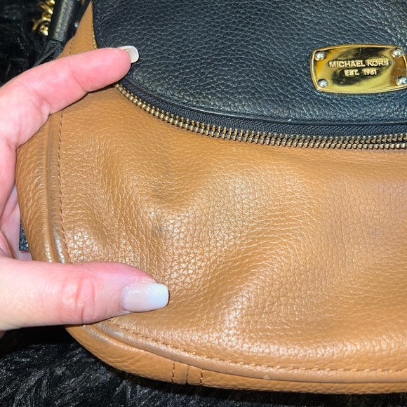 Michael Kors purse & wallet - Picture 7 of 12